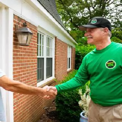 mosquito joe pro shaking hands with customer