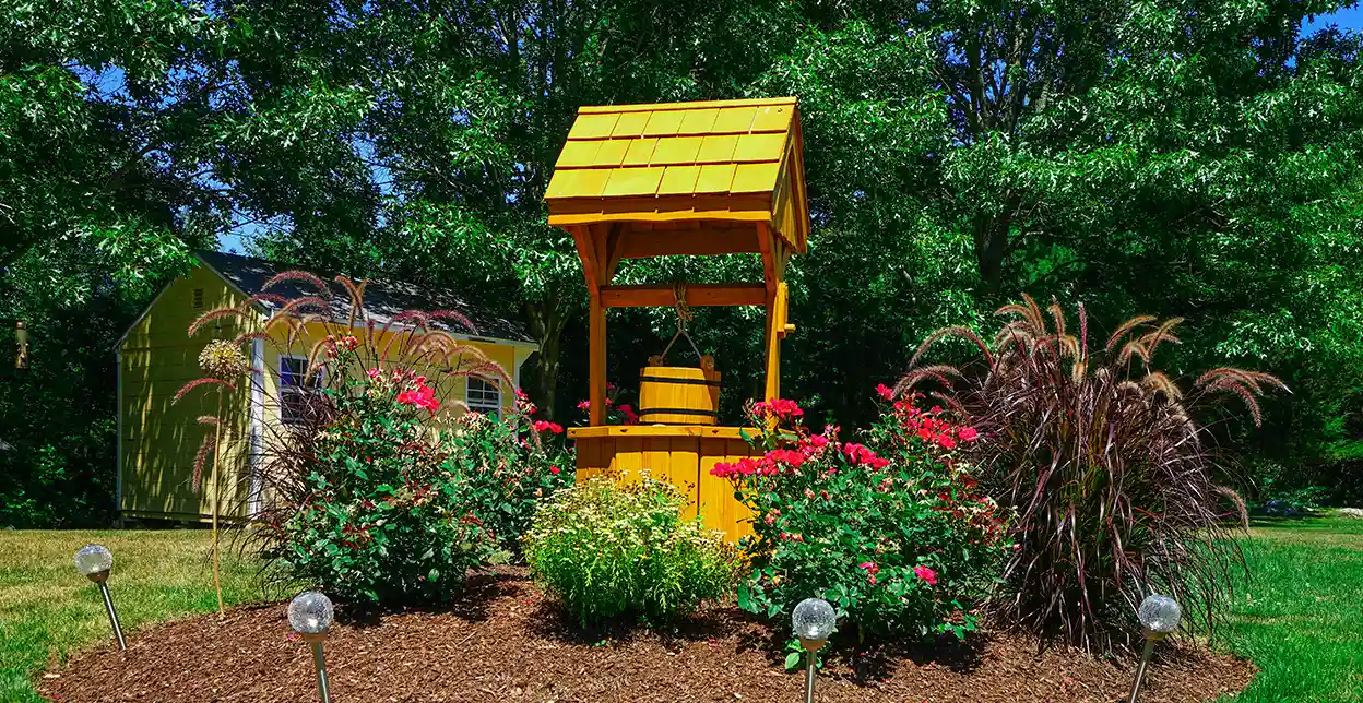 Picture of a mosquito trap surrounding a garden.